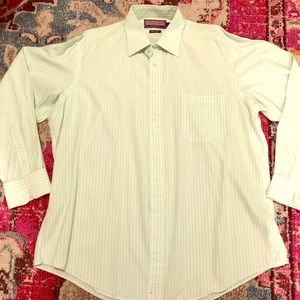 Vineyard Vines button down